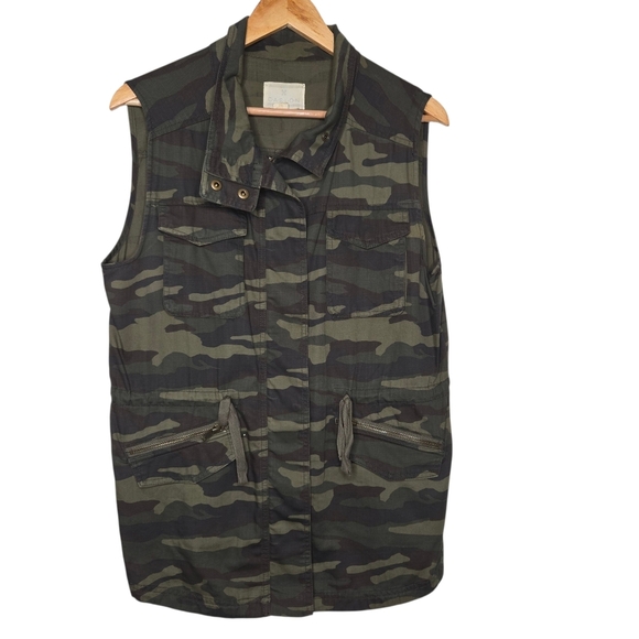 Caslon Womens Green Camoflauge Cotton Tencel Cargo Utility Vest Size Medium - Picture 1 of 8